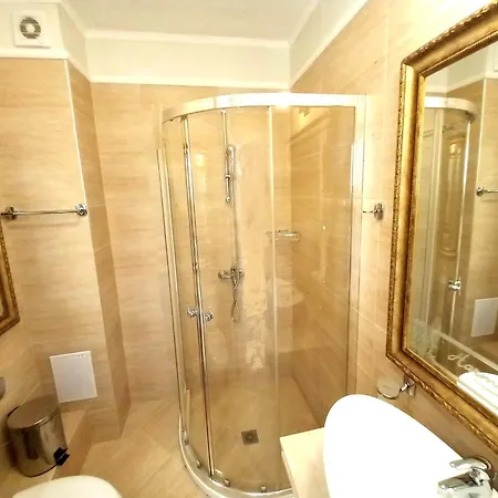 Harmony 11 Private